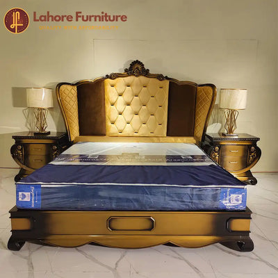 Classic & Comfortable Bed Set # HCR14