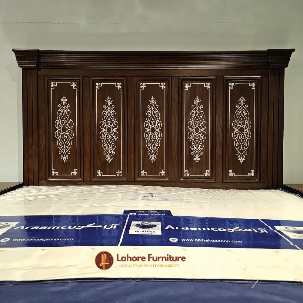 Luxurious Comfort King Size Bed
