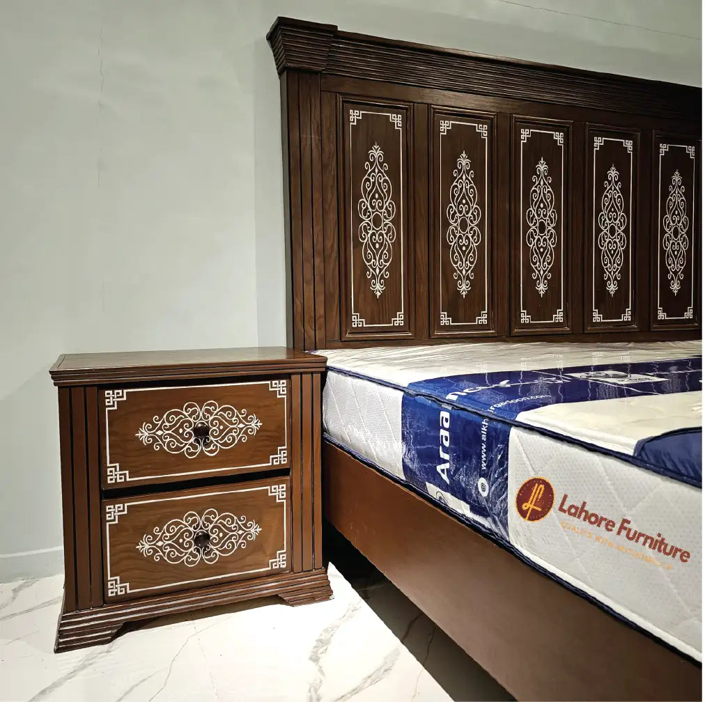 Luxurious Comfort King Size Bed