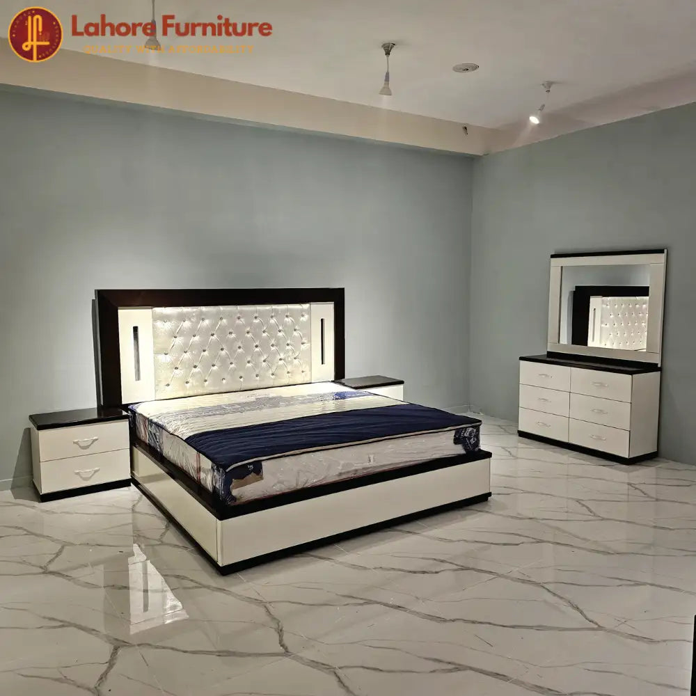 Stylish & Comfortable Double Bed