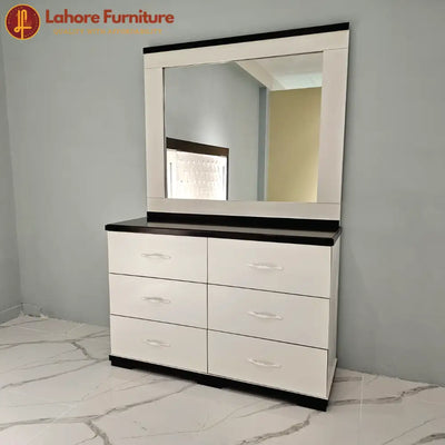 Stylish & Comfortable Double Bed