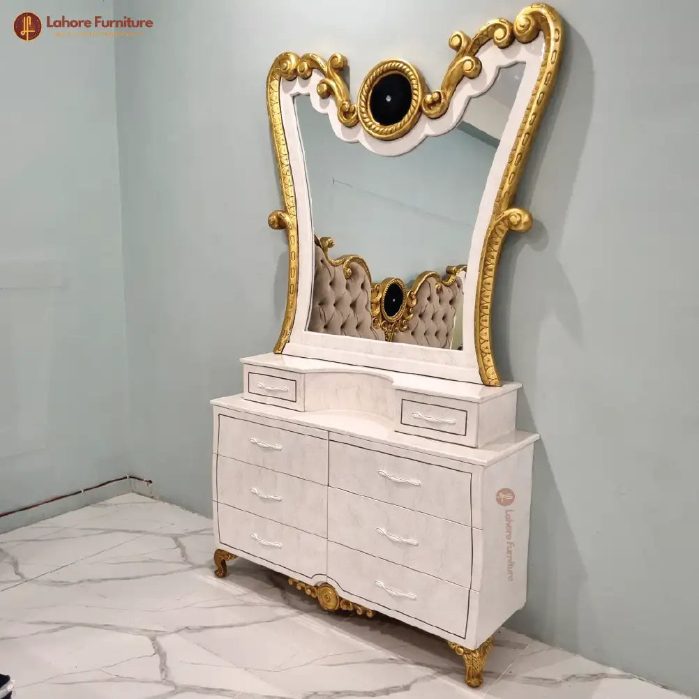 Elegant & Stylish White Bed Set