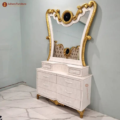 Elegant & Stylish White Bed Set