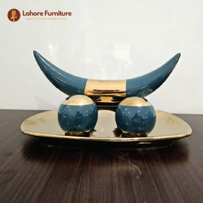 Elegant & Stylish Sets for Dining Tables